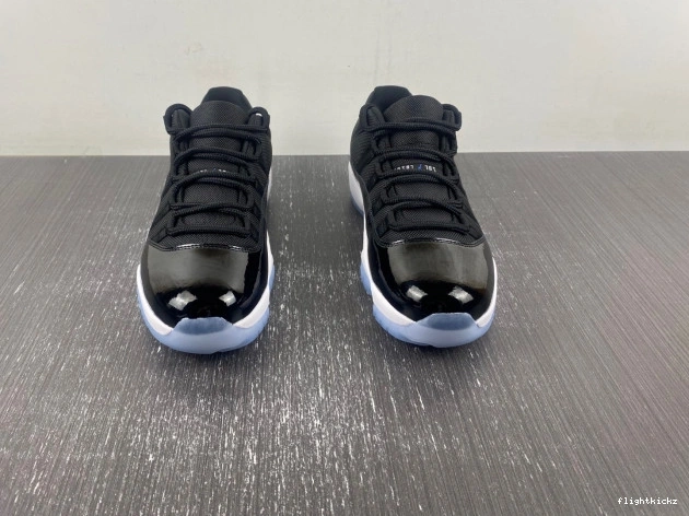 Jordan FV5104-004 Low 11 Air Jam Space 0808